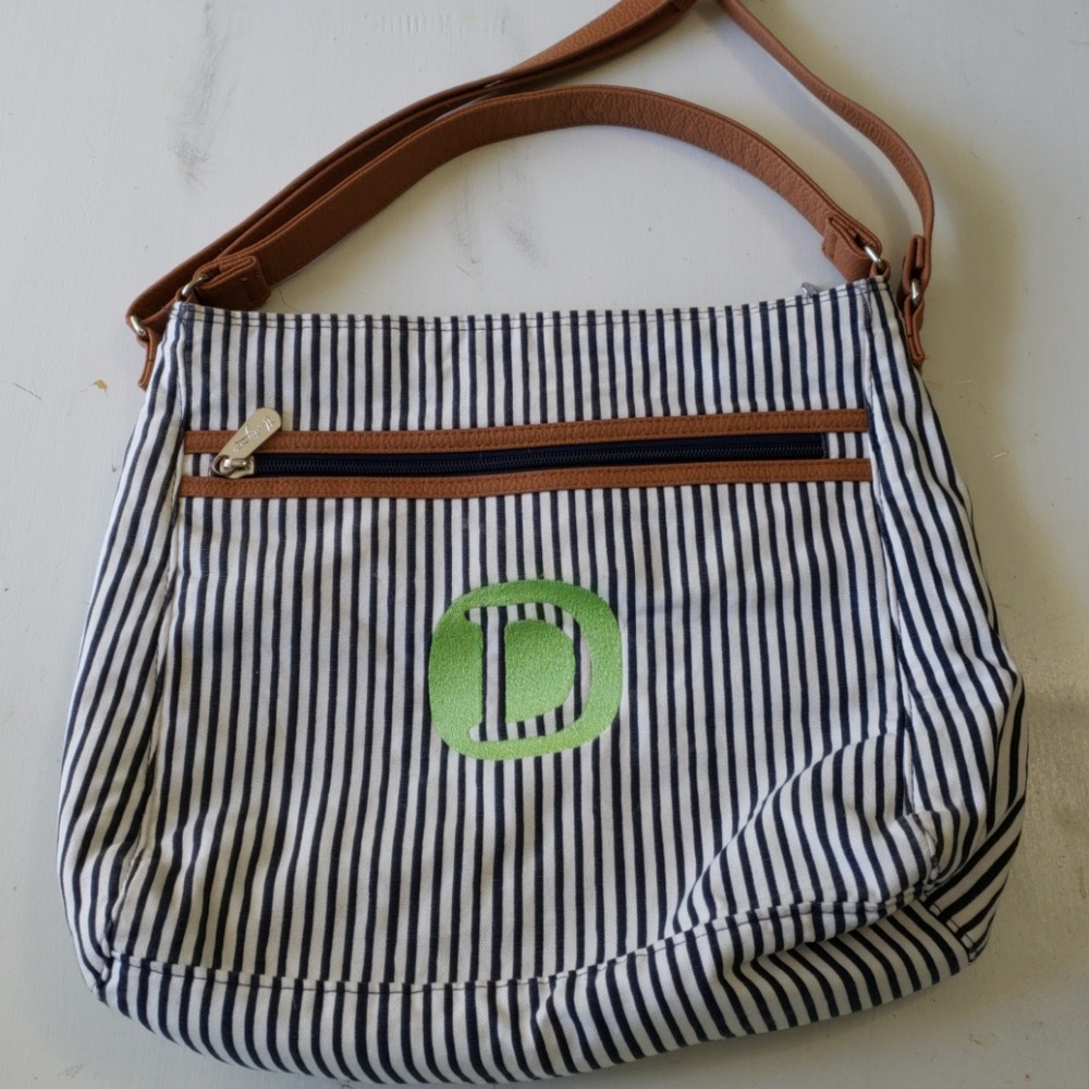 Thirty-one Everything Crossbody purse